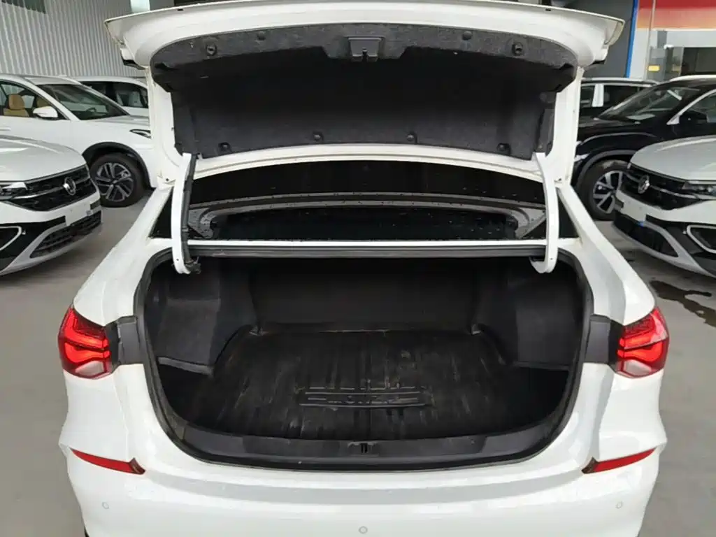 Chevrolet Cruze 2023 — фото 19