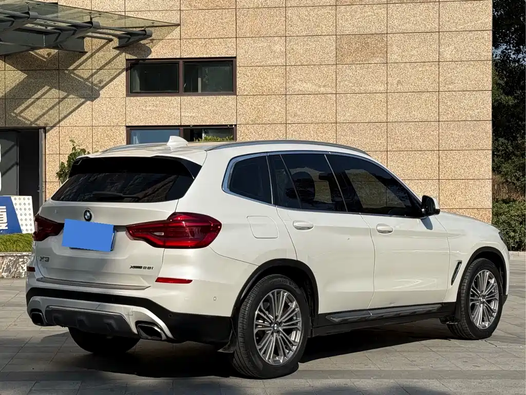 BMW X3 2019 — фото 14