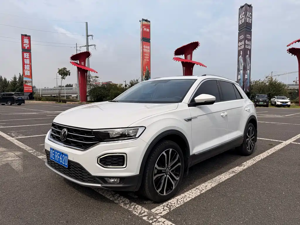 Volkswagen T-Roc 2023