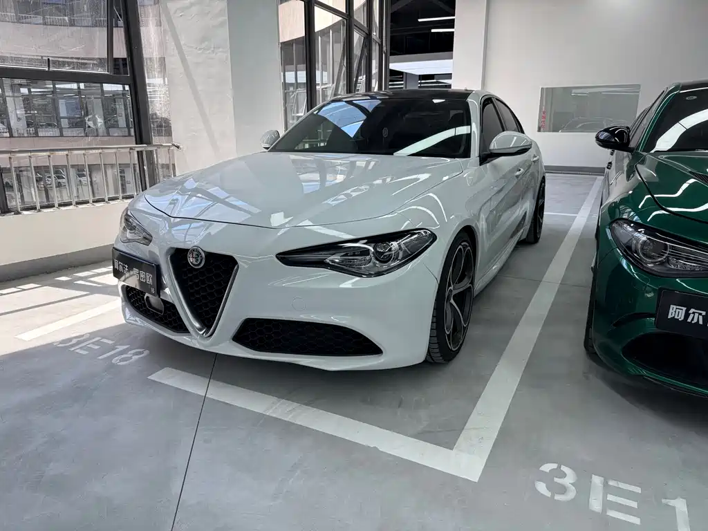 Alfa Romeo Giulia Juliet 2020 — фото 1