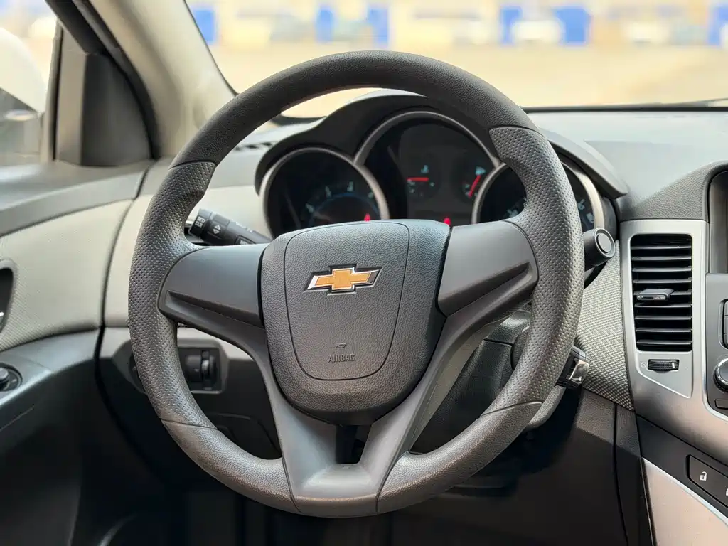 Chevrolet Cruze 2013 — фото 10