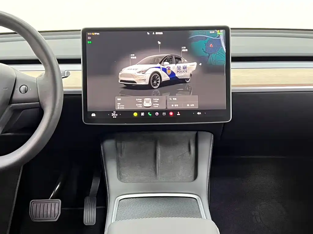 Tesla Model Y 2022 — фото 12