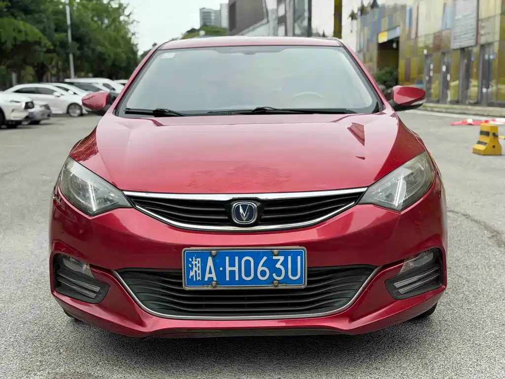Changan Eado XT 2015 — фото 2
