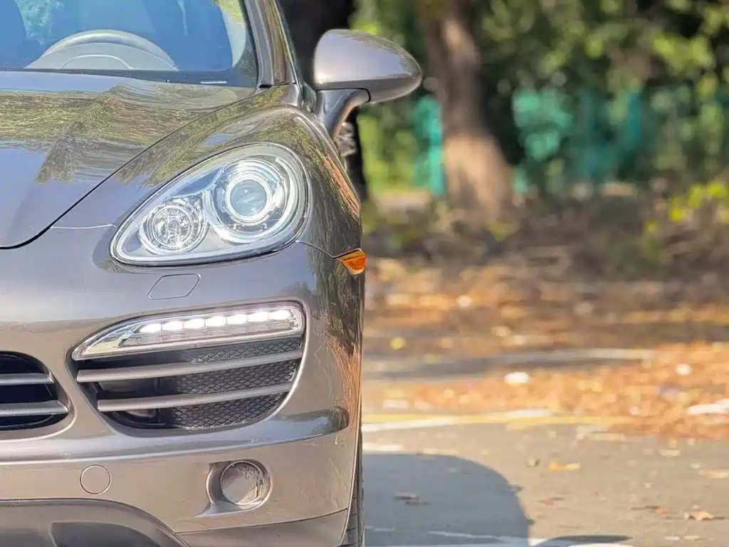 Porsche Cayenne 2013 — фото 15
