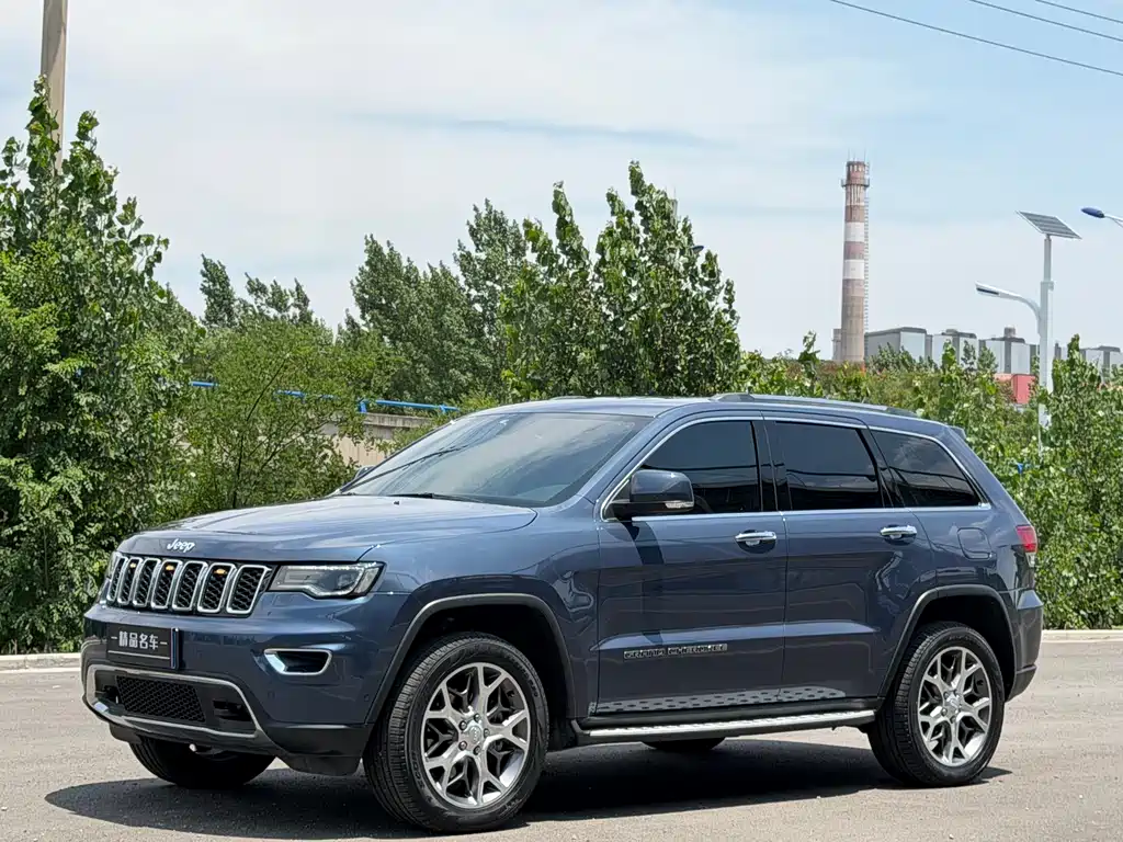 Jeep Grand Cherokee 2022