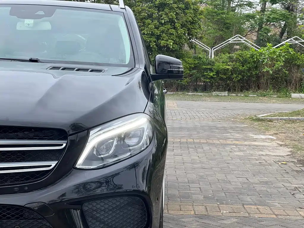 Mercedes-Benz GLE 2018 — фото 15