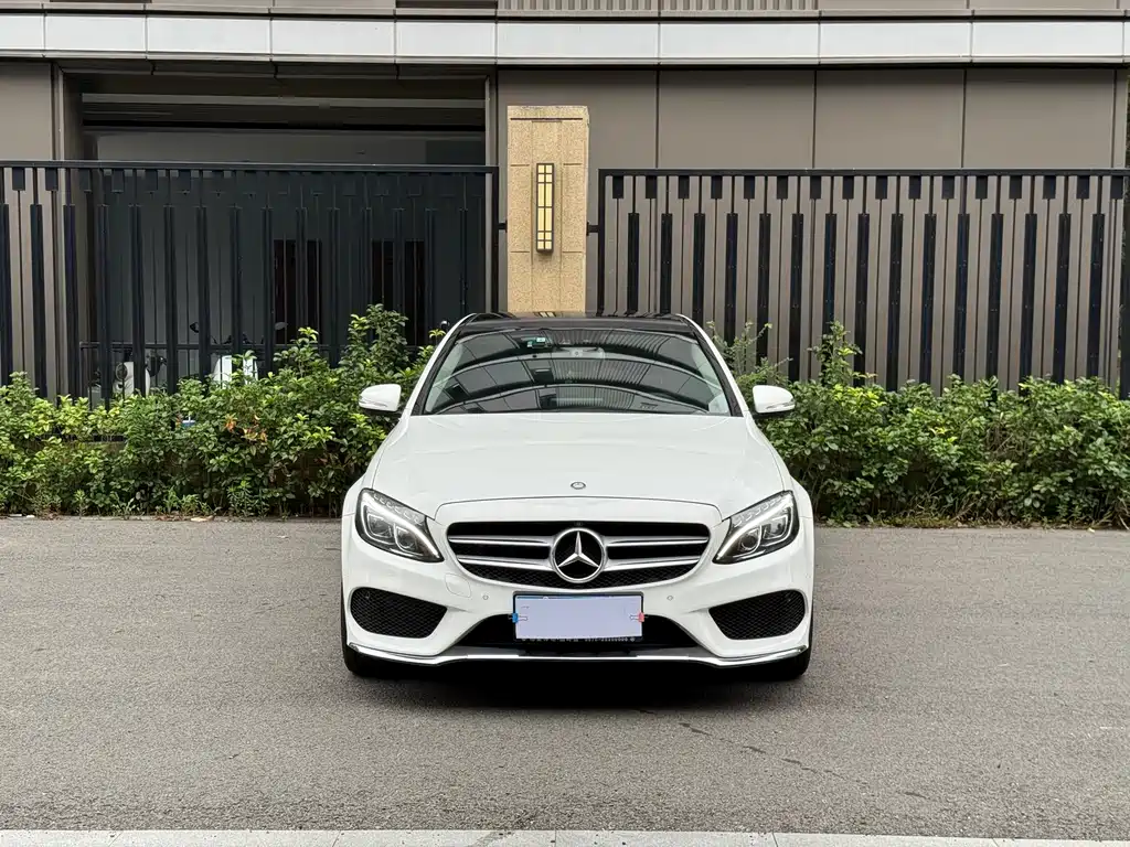 Mercedes-Benz C-Class 2018