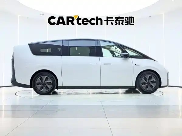 Li Auto MEGA 2025