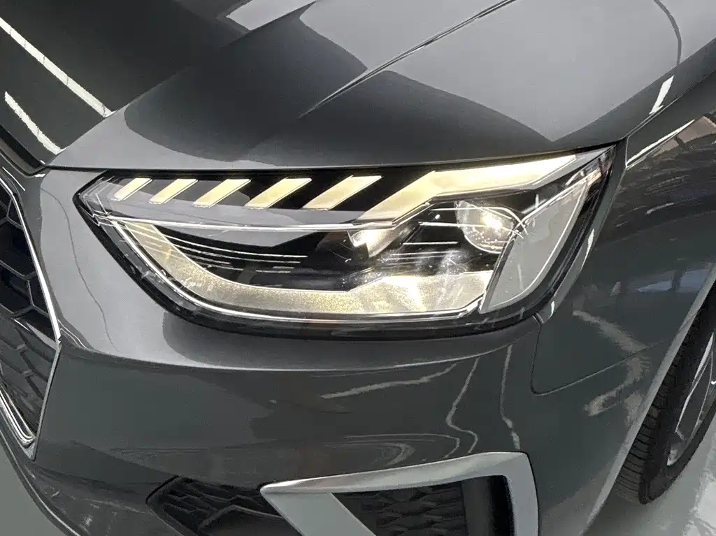 Audi A4L 2023
