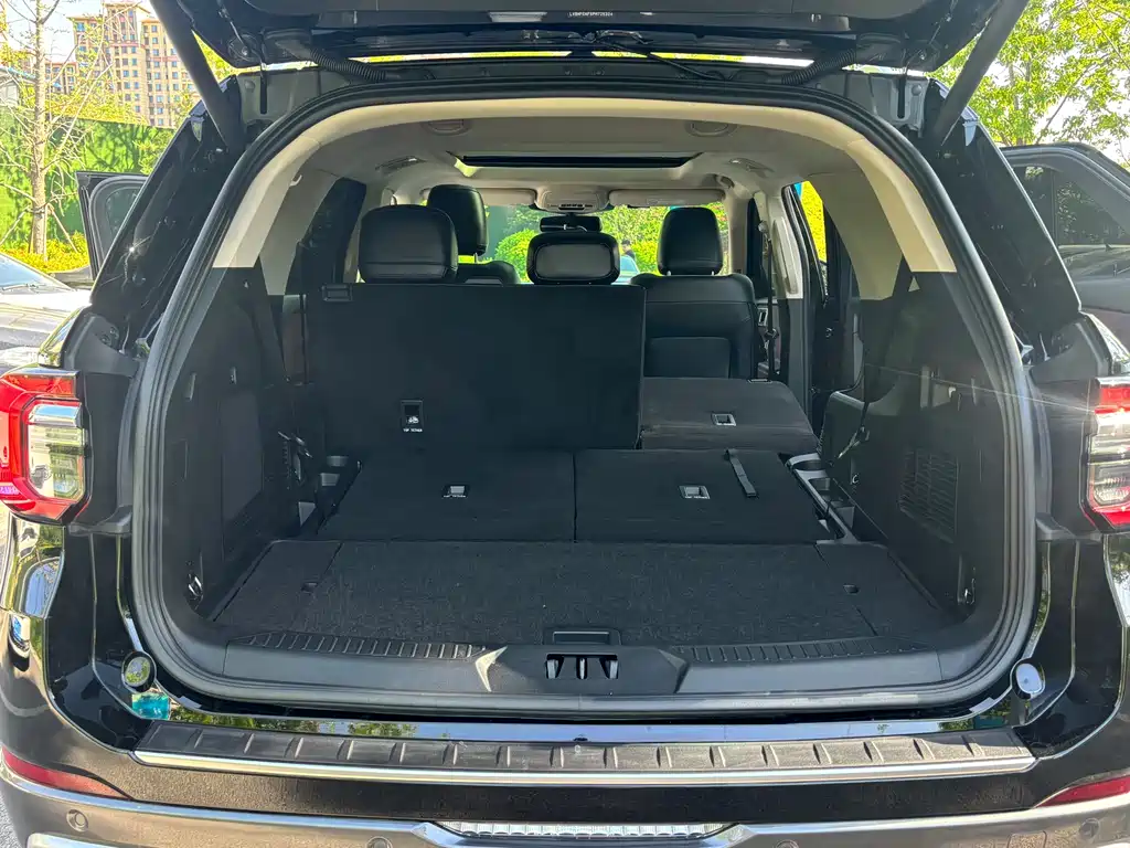 Ford Explorer 2023 — фото 13