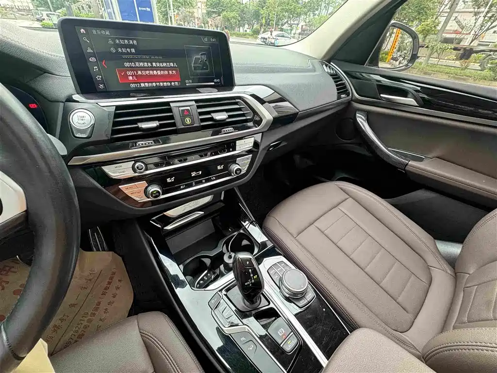 BMW X3 2019 — фото 17