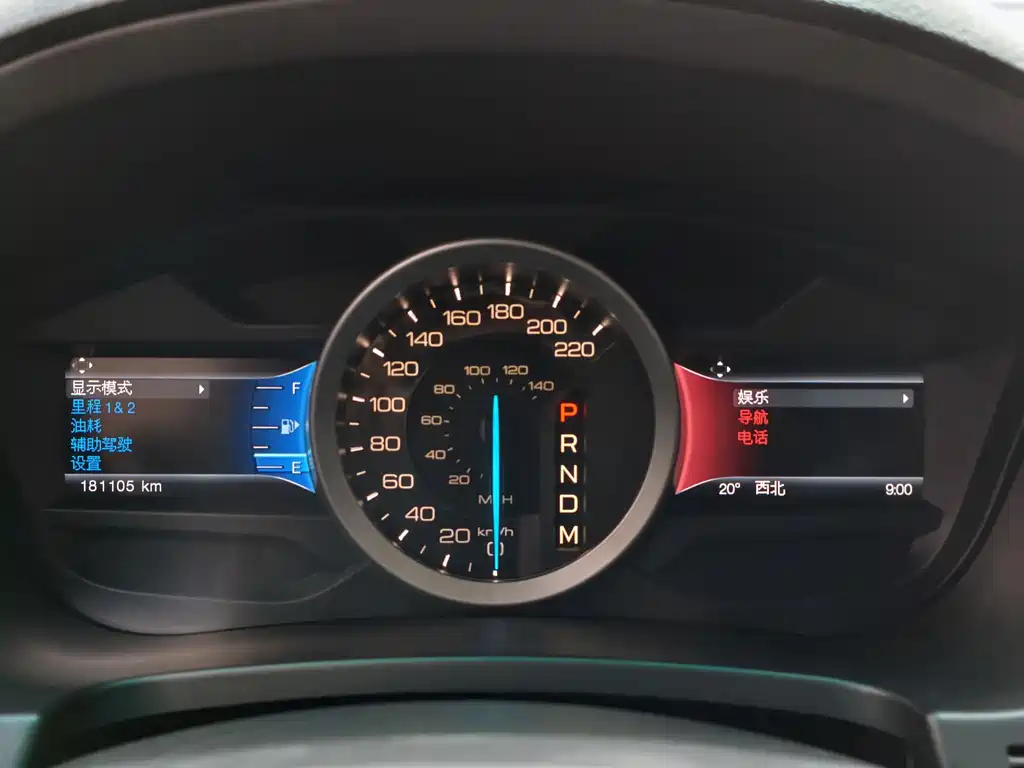 Ford Explorer 2015 — фото 14