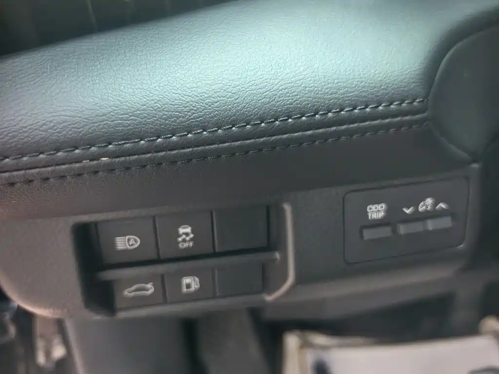 Toyota Avalon 2021 — фото 13
