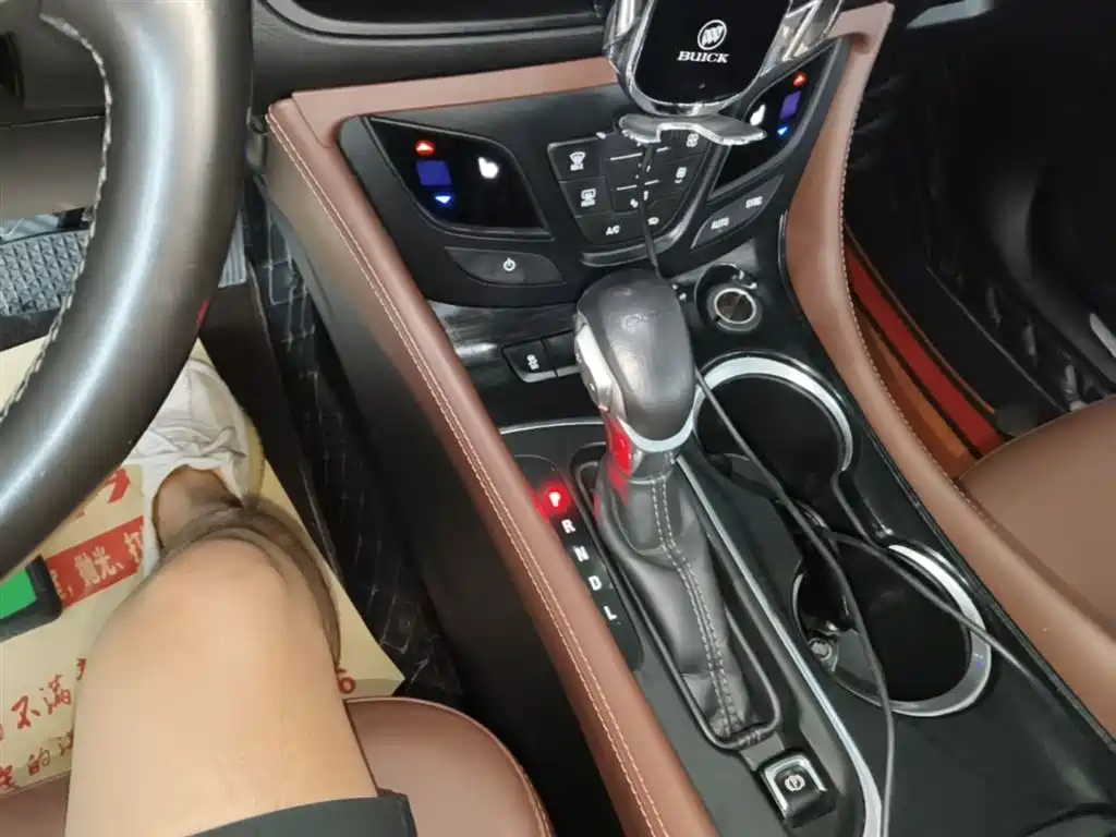Buick Envision Plus 2021 — фото 14