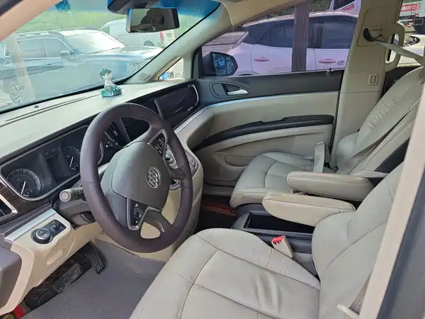 Buick GL8 2014