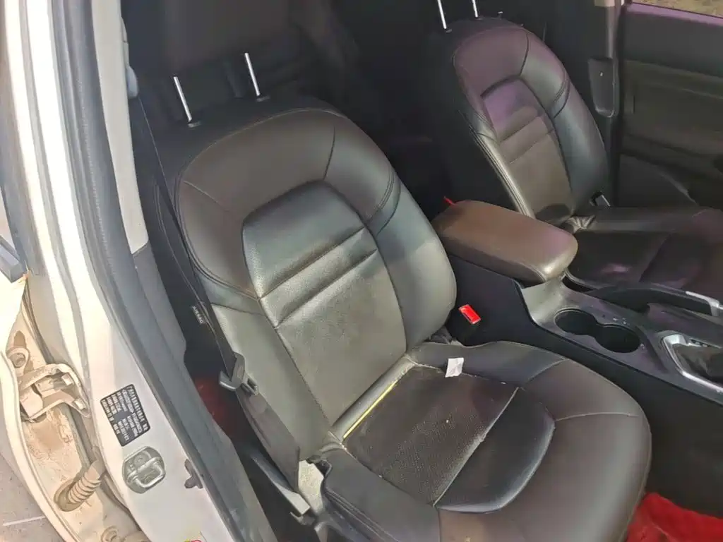 GAC Trumpchi GS4 2015 — фото 25