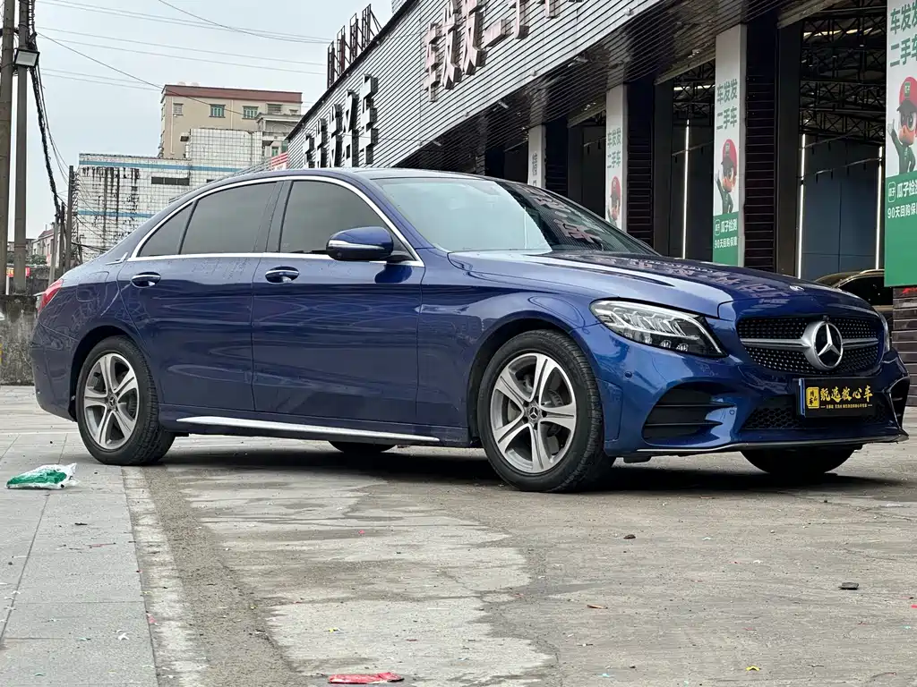 Mercedes-Benz C-Class 2019 — фото 3