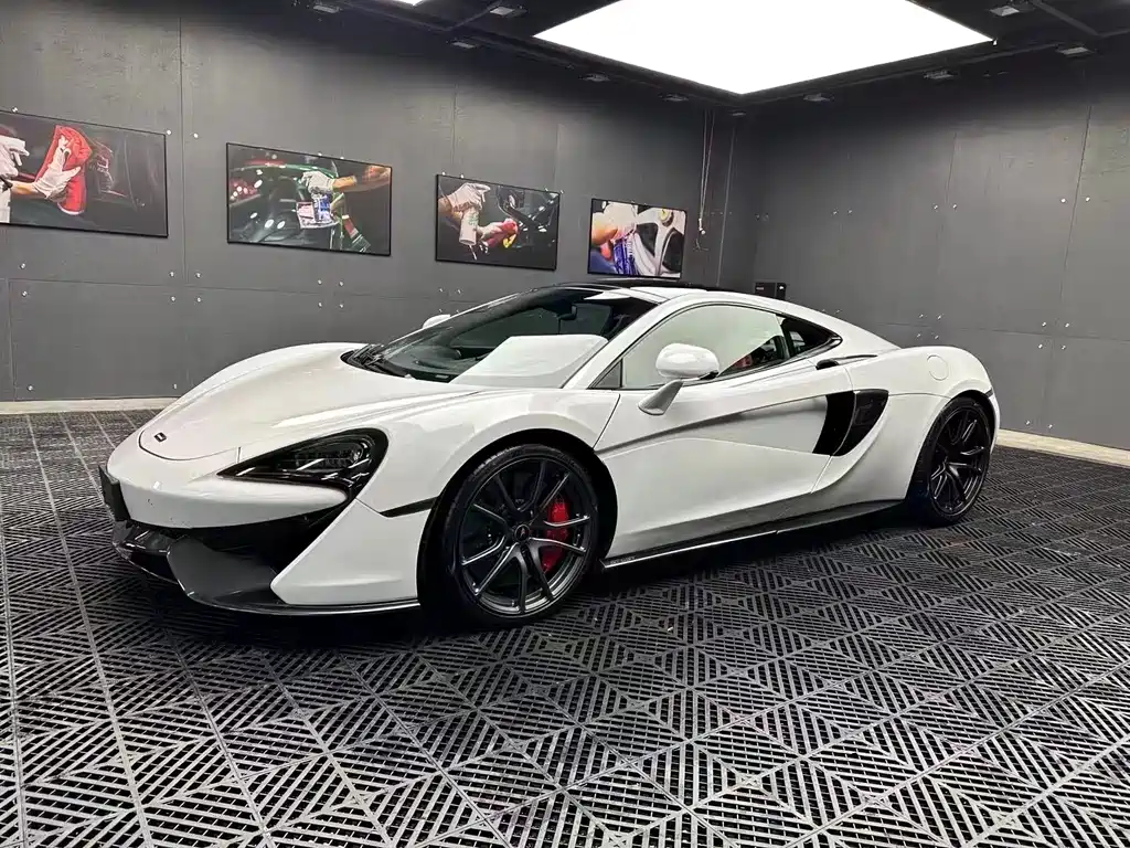 McLaren 570 2018 — фото 1
