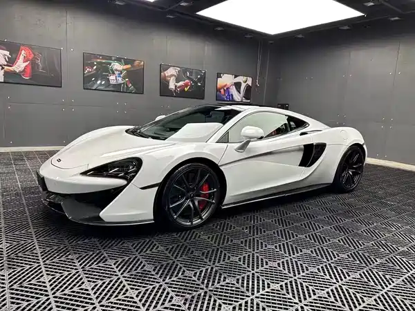 McLaren 570 2018