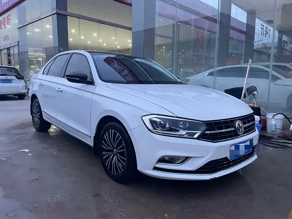 Volkswagen Bora 2016