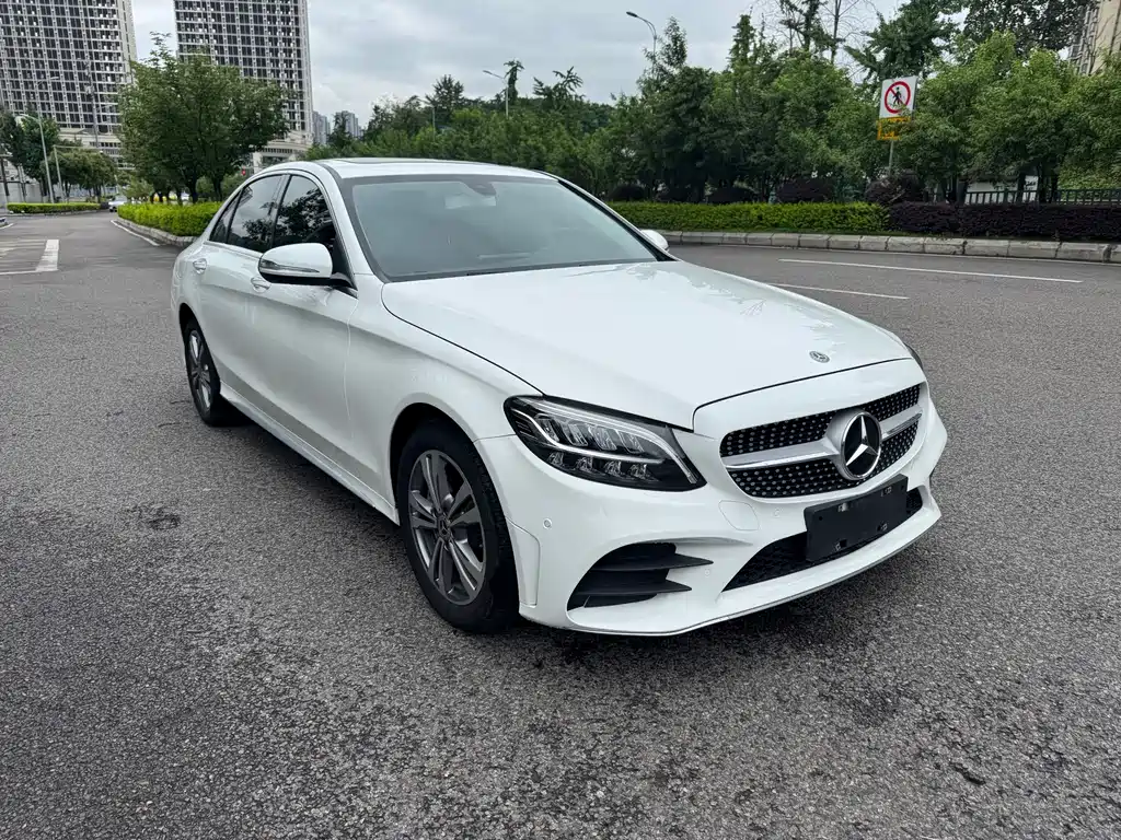 Mercedes-Benz C-Class 2020 — фото 3