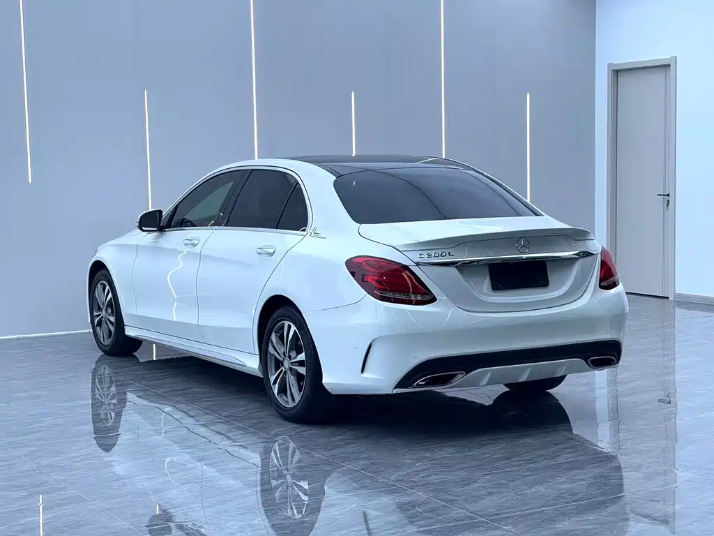 Mercedes-Benz C-Class 2016 — фото 15