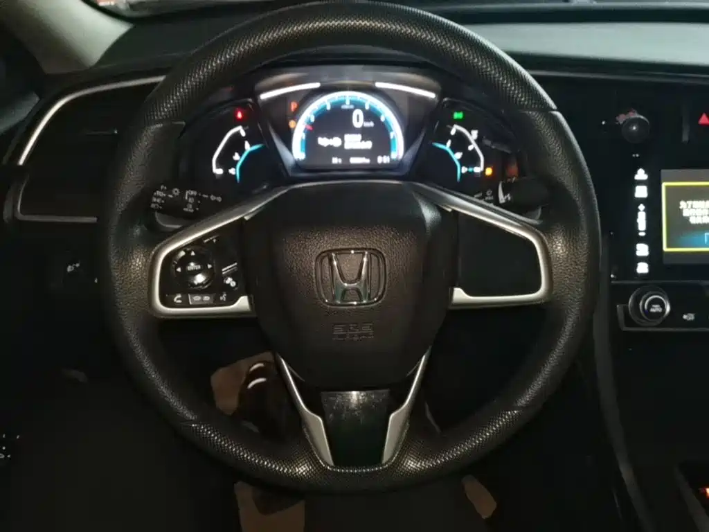 Honda Civic 2020 — фото 11