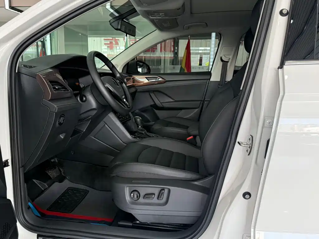 Volkswagen Tharu 2022