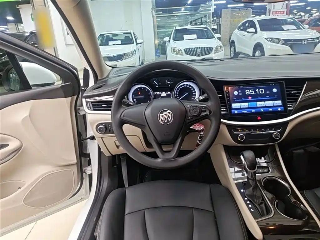 Buick Verano 2018 — фото 11