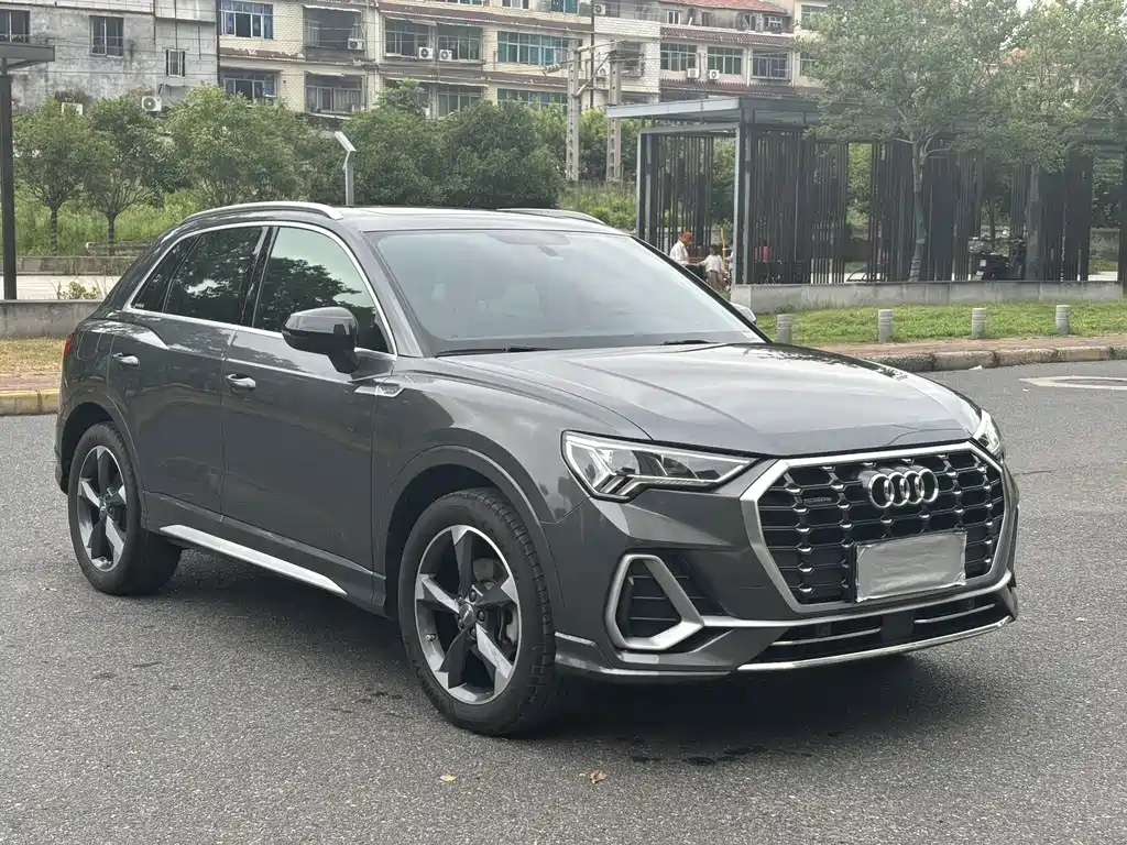 Audi Q3 2019 — фото 3