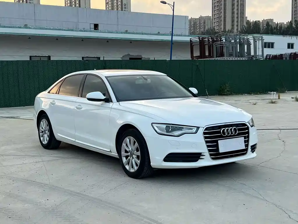 Audi A6L 2014 — фото 3