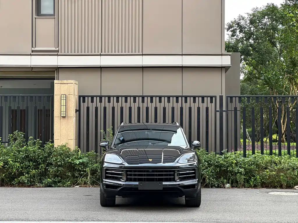 Porsche Cayenne 2024