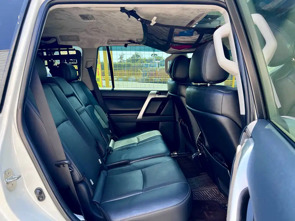Toyota Prado 2017 — фото 14