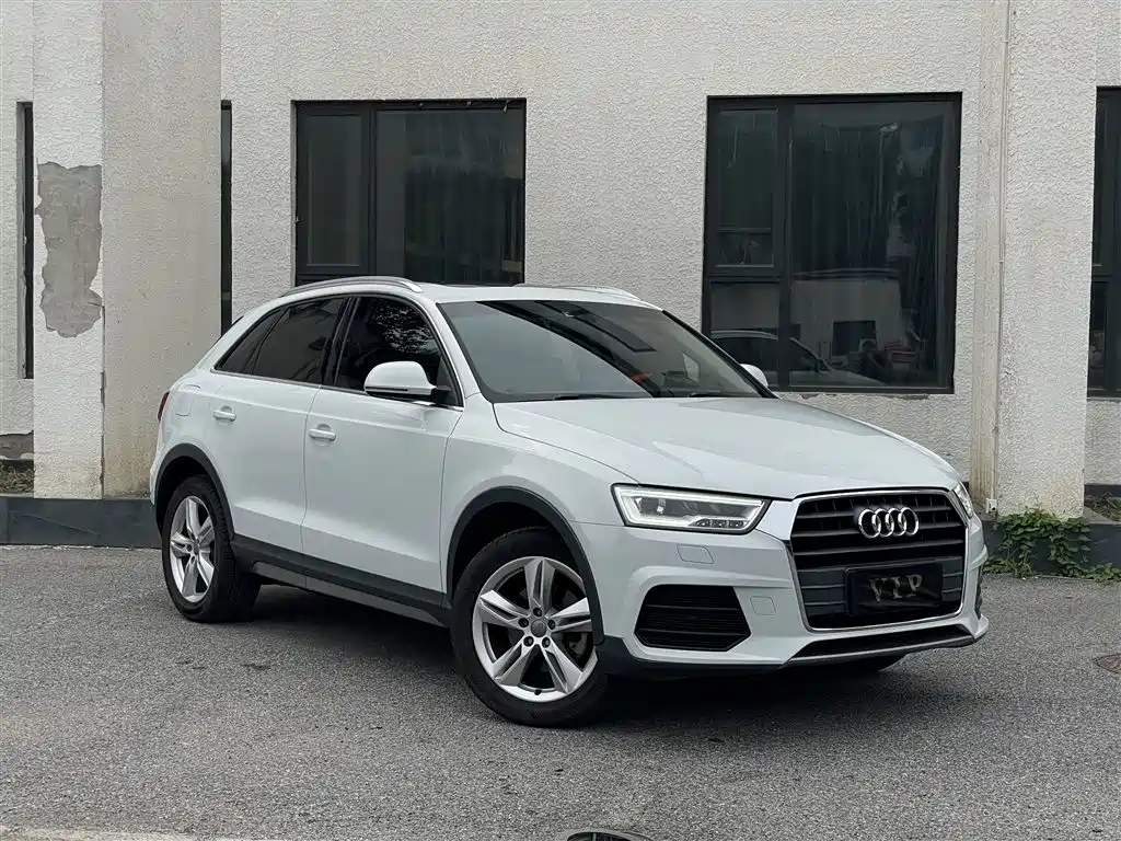 Audi Q3 2017 — фото 2