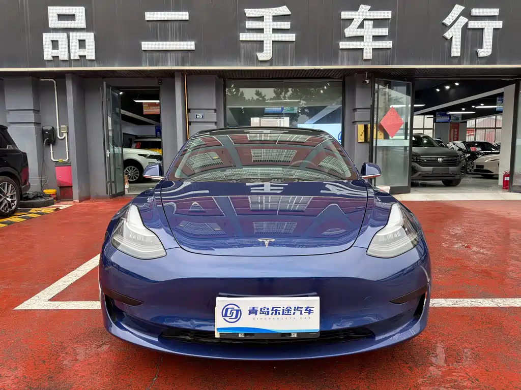 Tesla Model 3 2020