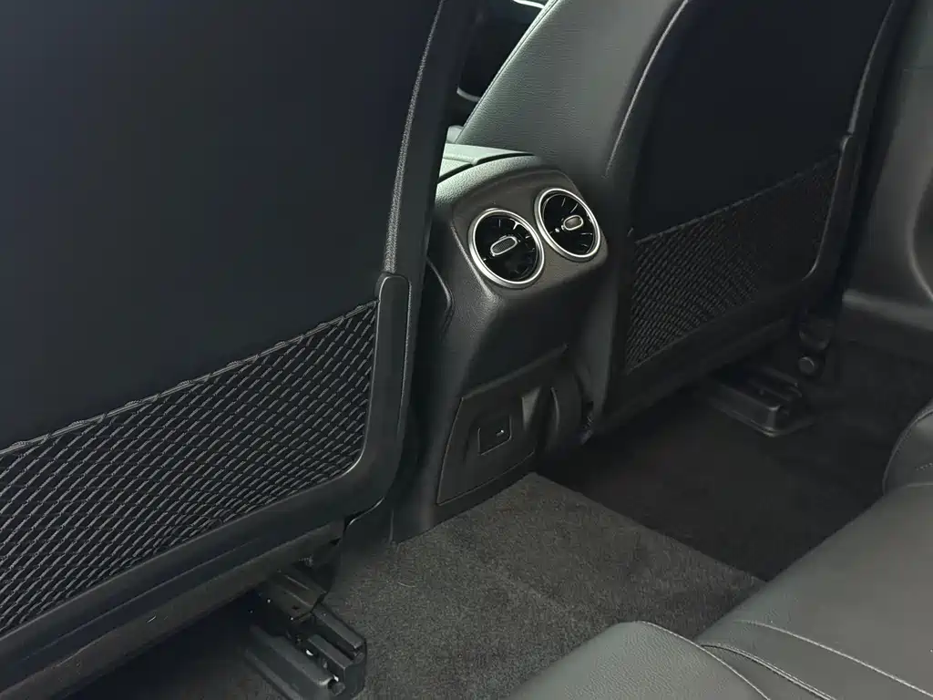 Mercedes-Benz A-Class 2023 — фото 17
