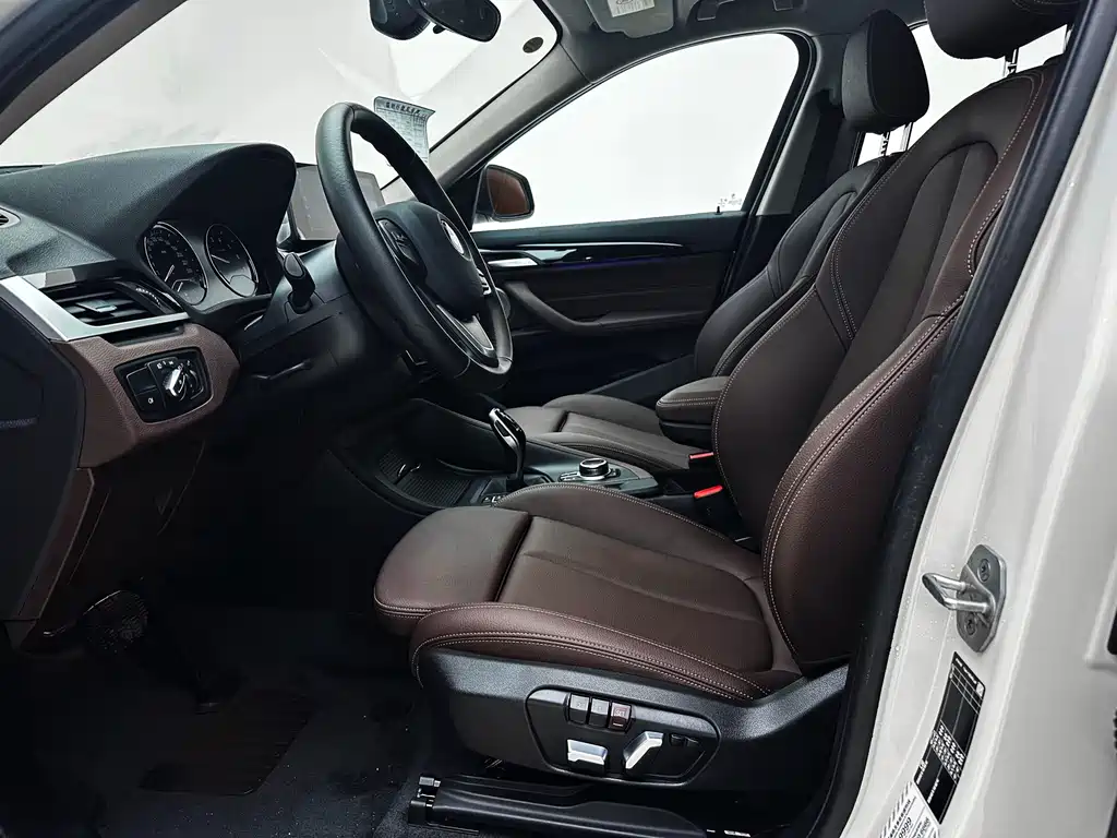 BMW X1 2022 — фото 11