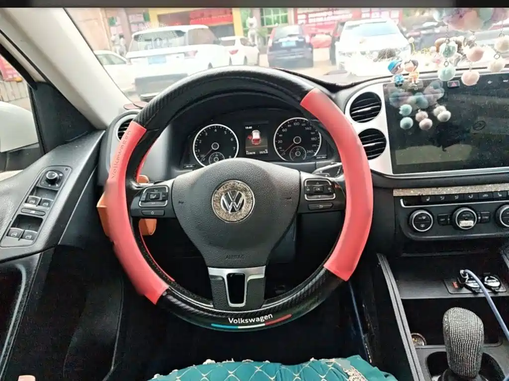 Volkswagen Tiguan 2014 — фото 14