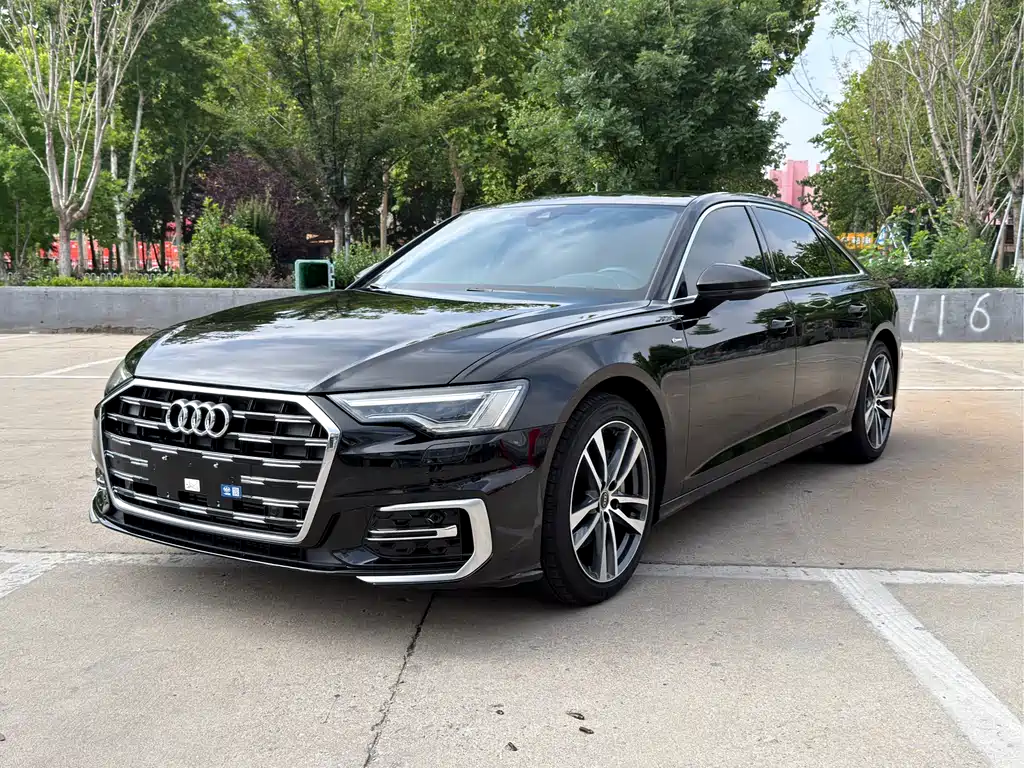 Audi A6L 2022