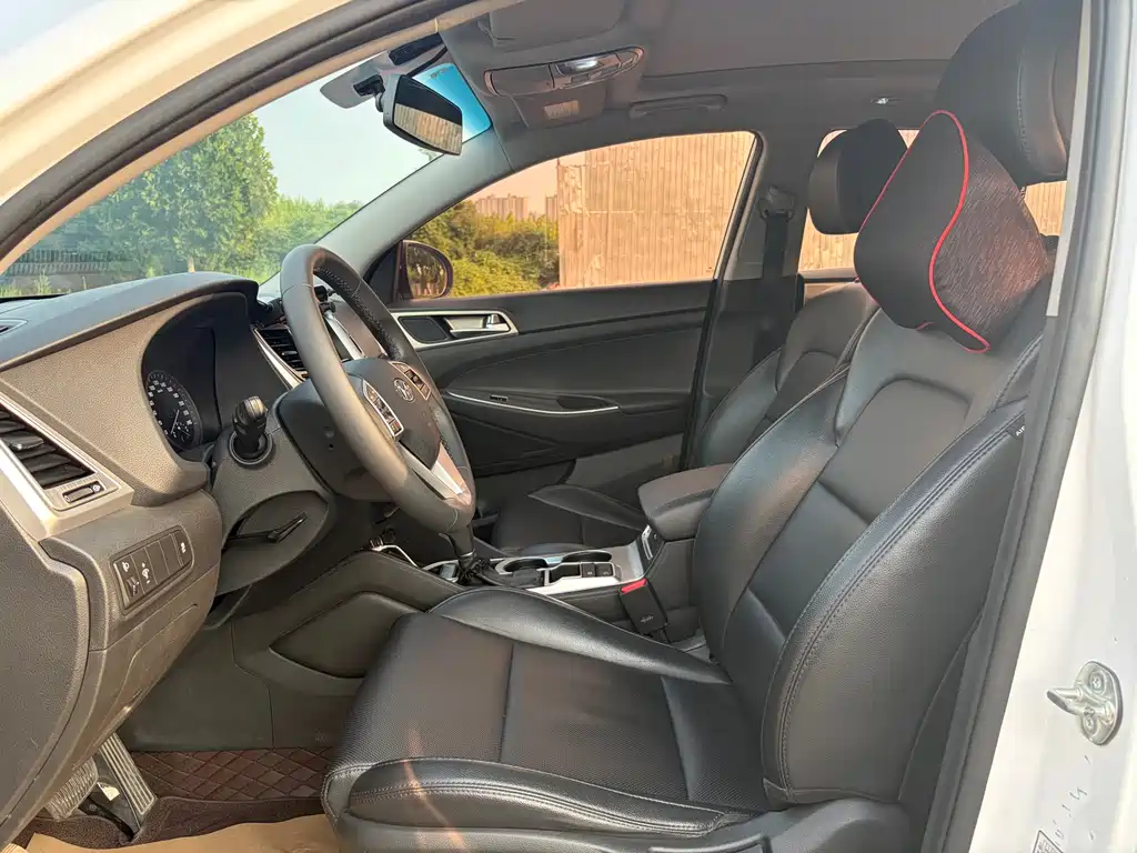 Hyundai Tucson 2018 — фото 15