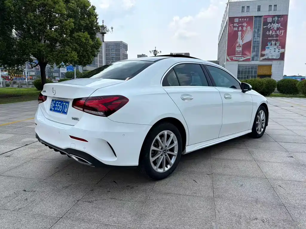Mercedes-Benz A-Class 2020 — фото 7