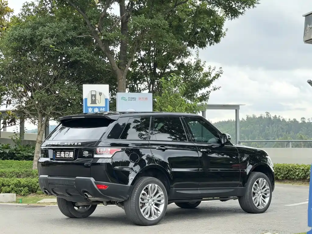 Land Rover Range Rover Sport 2016 — фото 7