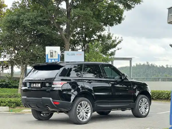 Land Rover Range Rover Sport 2016