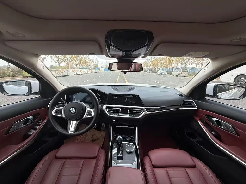 BMW 3 Series 2021