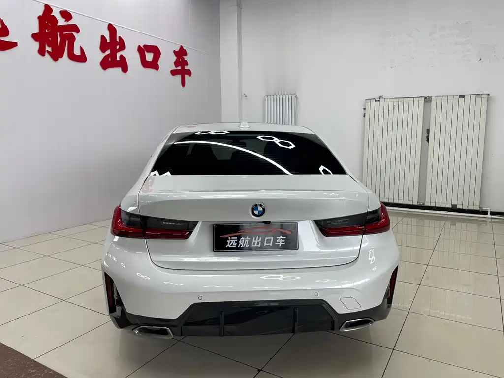 BMW 3 Series 2023