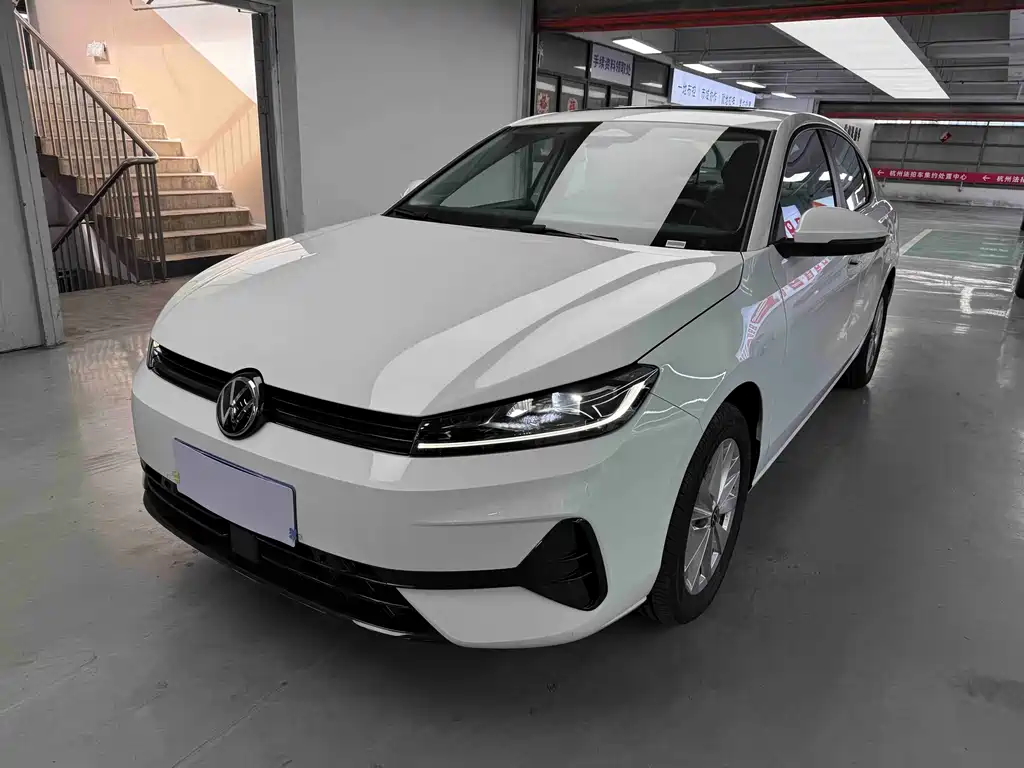 Volkswagen Sagitar 2026