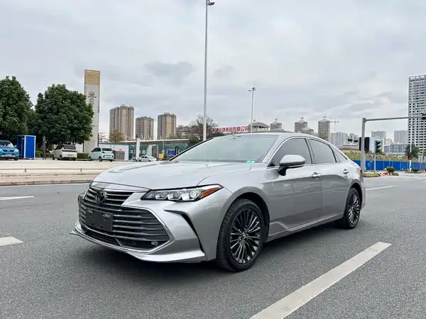 Toyota Avalon 2019