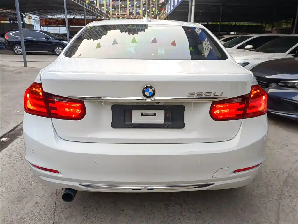 BMW 3 Series 2015 — фото 6