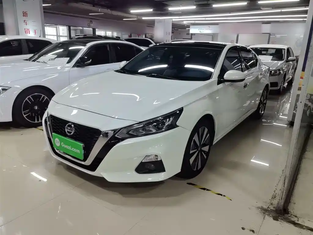 Nissan Teana 2021 — фото 1