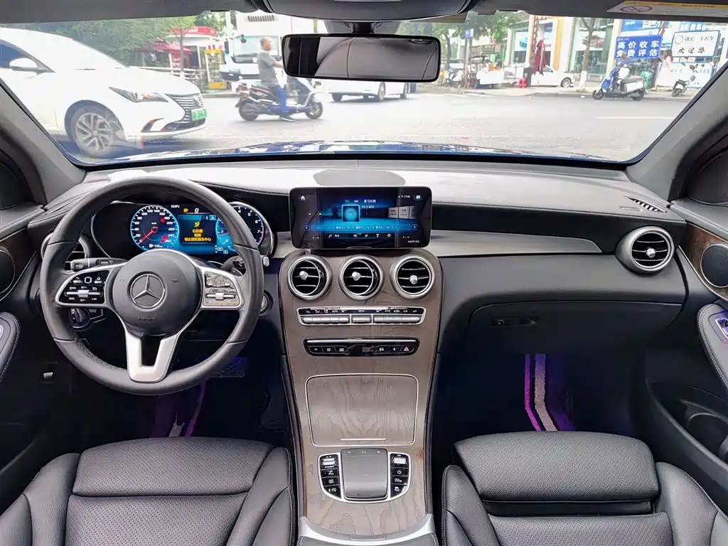 Mercedes-Benz GLC 2021 — фото 10